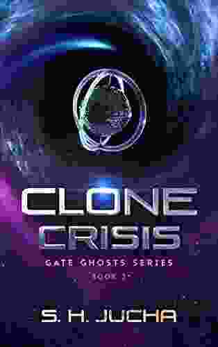 Clone Crisis (Gate Ghosts 2)